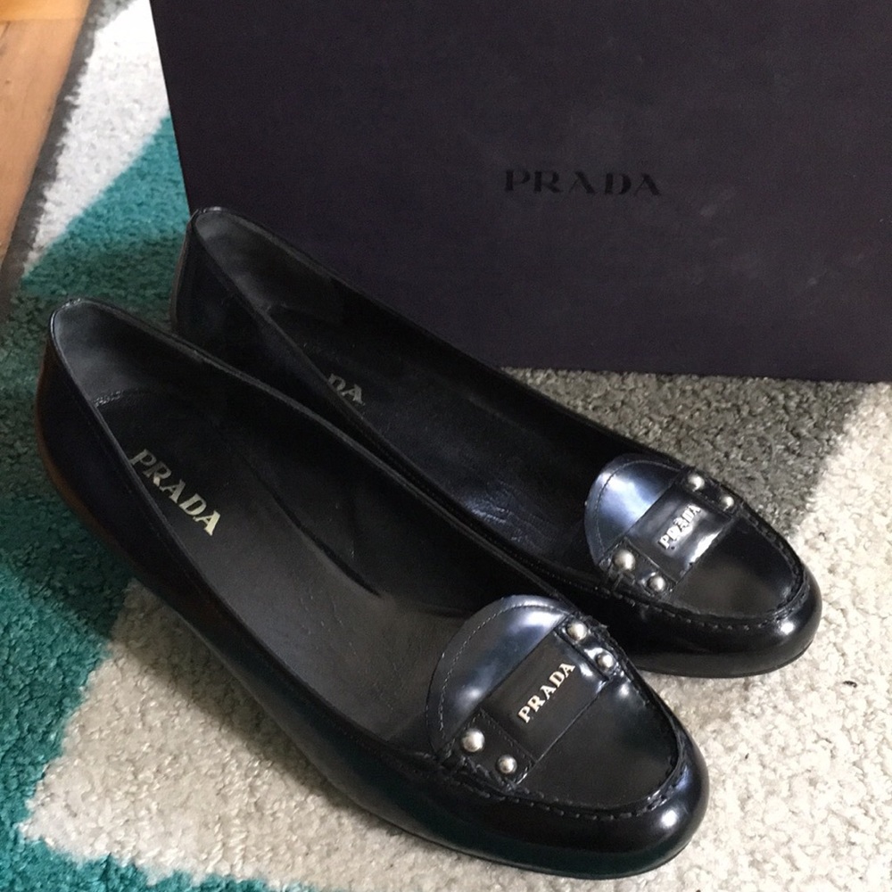 Classic Prada vintage shoes loafers